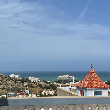 Al Hoceima Ajdir Maroc - Maison 5 Chambres 12 Personnes 外观 照片
